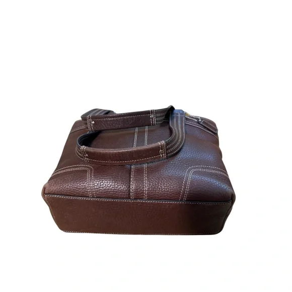 Coach Hampton Brown Pebbled Leather Tote with Structured Design and Dual Straps - Picture 7 of 12